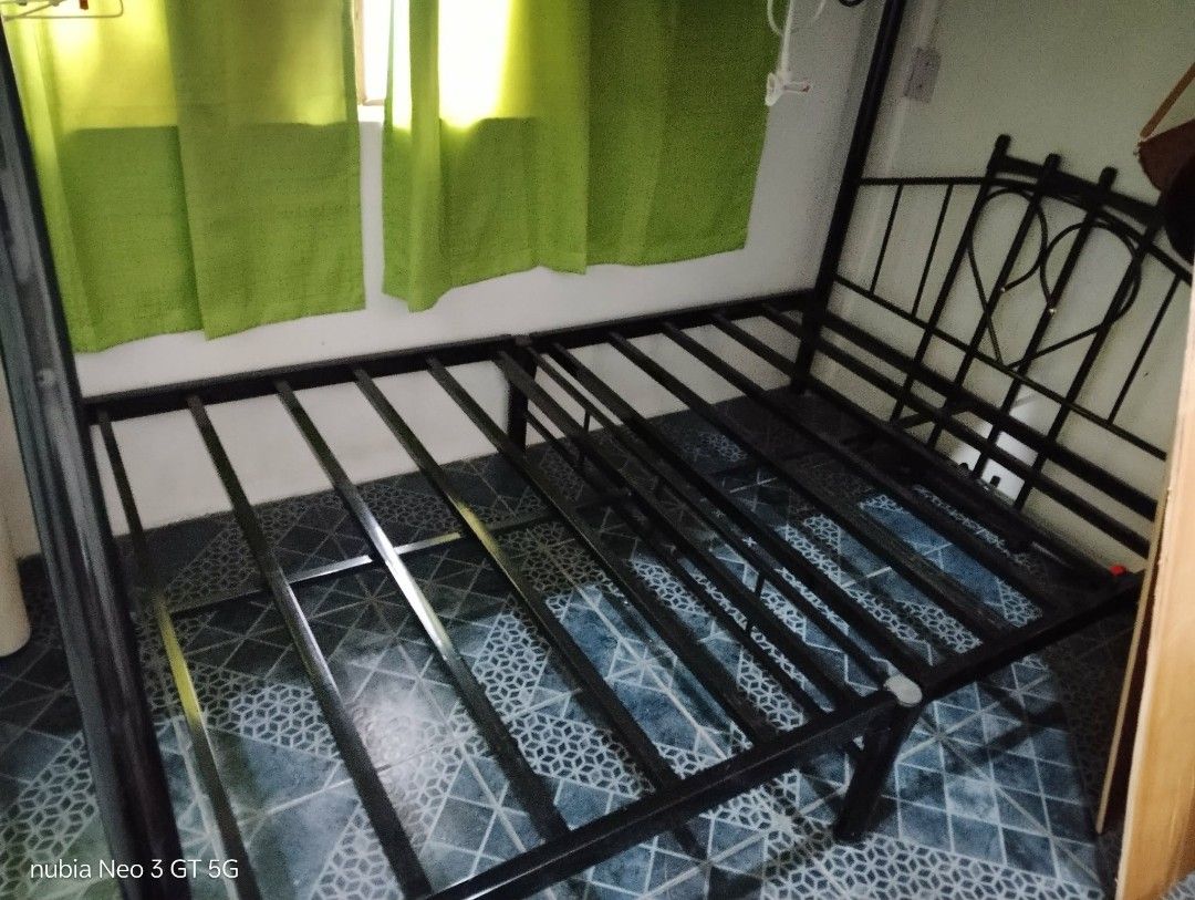 Double Deck Bed Frame (Category: Bed Frames & Mattresses) located in Caloocan City. Submitted by preciouswellloved (Listing ID 1456900047, Image 3). Description: Like New! Matibay at Makapal ang Bakal -Double Size Bed Frame included preloved Matress -RUSH SALE!!! -Last Price posted Contact 0962-145-9779 for faster transaction.
