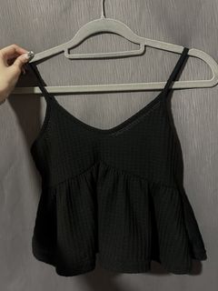 (Category: ) located in . Submitted by kayy.closet (Listing ID 1456915900, Image 1). Description: .
