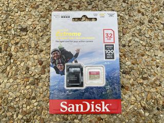 (Category: ) located in . Submitted by blackmarketcamera (Listing ID 1456923496, Image 1). Description: .