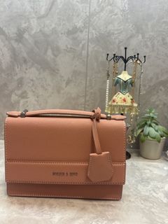 （分類：）位於 。 由 rika_sells 提交（商品編號 1456905277，圖片 1）。簡介： 。