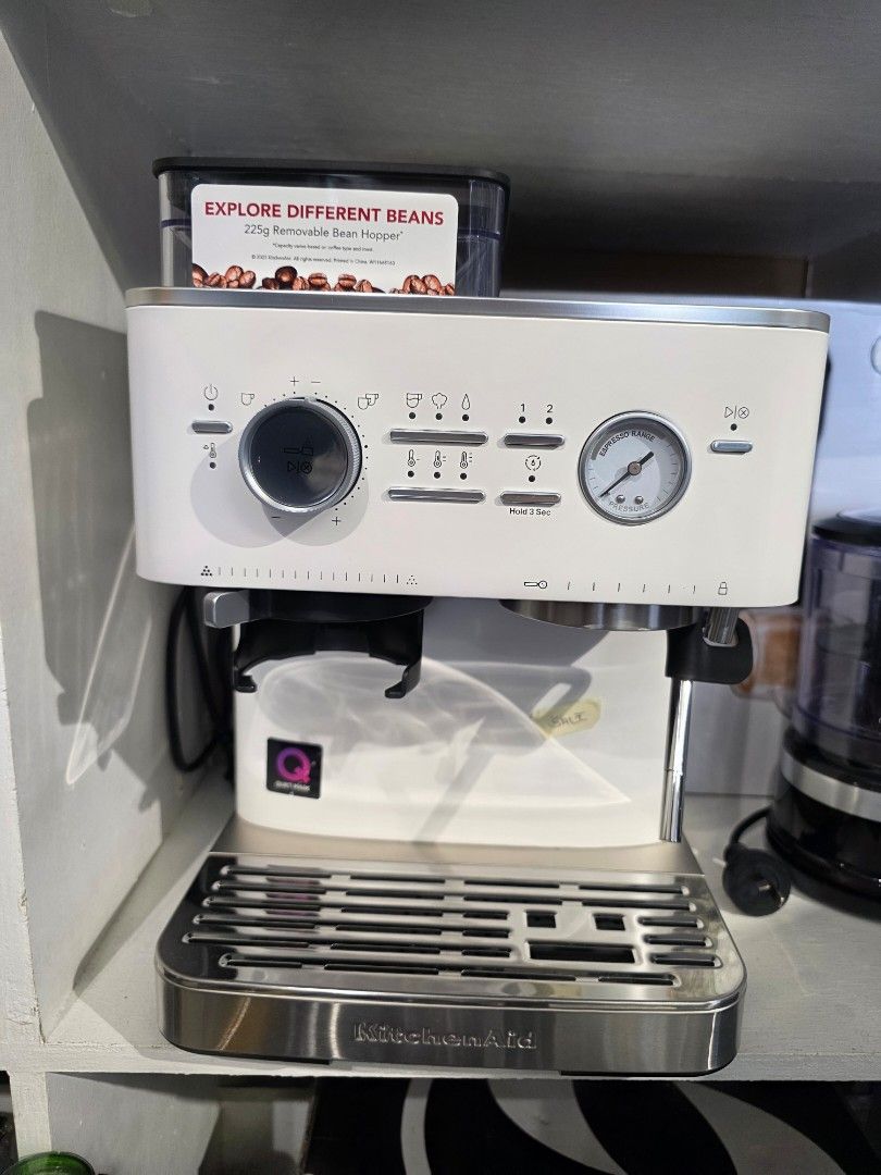 BRAND NEW KITCHEN AID ESPRESSO MACHINE (Category: Coffee Machines & Makers) located in Bulacan. Submitted by iamvanillapeach (Listing ID 1456839884, Image 1). Description: Brand new. With 30 days service warranty. 📩.