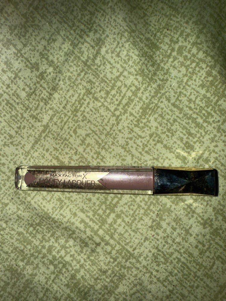 BRANDED MAX FACTOR MAKEUP (Category: Makeup) located in Manila. Submitted by wisestar_bb3353 (Listing ID 1456841883, Image 3). Description: ALL USE ONCE rfs: i didnt like the color 400 take all LIPSTICK: pink brandy ( color ) ₱149 HONEY LIP LACQUER: nude ( color) ₱149 LIP FINITY: ₱149 HONEY LIP LACQUER: regale burgundy (color) ₱149 LIPLINER: free if u buy one of these ☝️ .