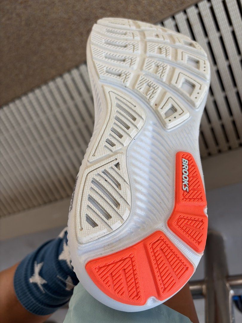 Brooks Ghost (Category: Other Sports Equipment and Supplies) located in Singapore. Submitted by twelveeeoos (Listing ID 1456794648, Image 2). Description: Size is too large for me. Selling at $150. Retail price is $198.