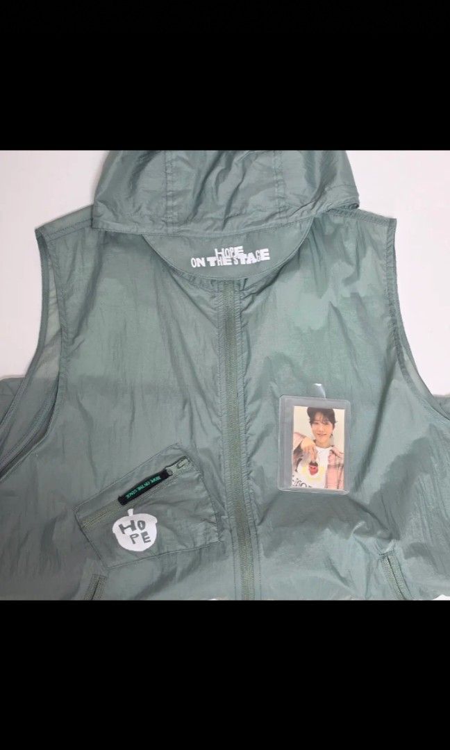 BTS Hope On The Stage Wind Vest (Category: K-Wave Merchandise) located in Taguig. Submitted by albumshop (Listing ID 1456932681, Image 1). Description: DOP: Payo ETA: 4-5 weeks All items we sell are sourced directly from the Bunjang site in Korea. Unless stated as “onhand,” all items are still located in Korea. Please note that we require a sure buyer first before the item will be transferred and shipped to the Philippines. Prices may vary even f