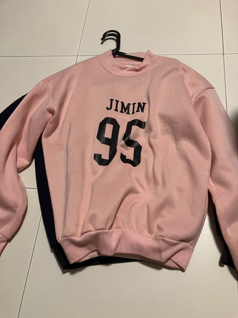 bts jacket (Category: Coats, Jackets and Outerwear) located in Singapore. Submitted by jfjdjdlyocjfidv (Listing ID 1456915030, Image 1). Description: .