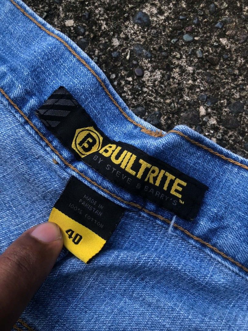 BUILTRITE (Category: Shorts) located in Cabagan. Submitted by ukayflips (Listing ID 1456790938, Image 3). Description: DIMES W 40’41 L 23.5 LO 13.5 GOOD CONDITION COMPLETE TAGS HARD DENIM ISSUE NEEDWASH.