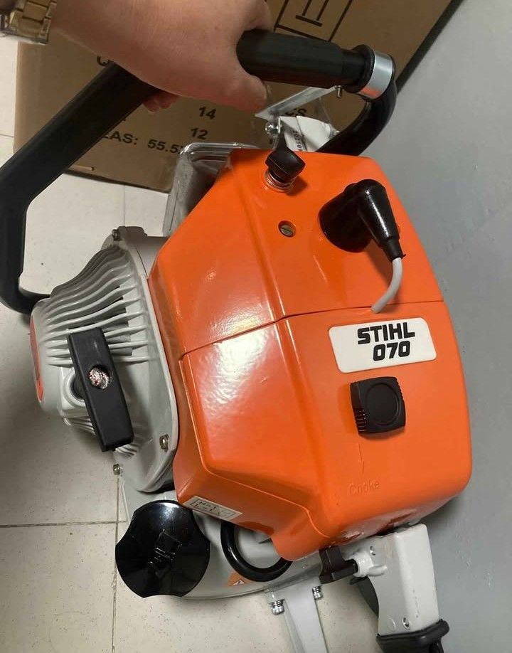 CHAINSAW STIHL 36 MS070 CONTACT POINT (Category: Construction Tools & Equipment) located in Valenzuela. Submitted by cooleagle.fab881 (Listing ID 1456807541, Image 3). Description: Brand new Heavy duty Good condition Good quality Complete set w/service warranty Pm me for more details.