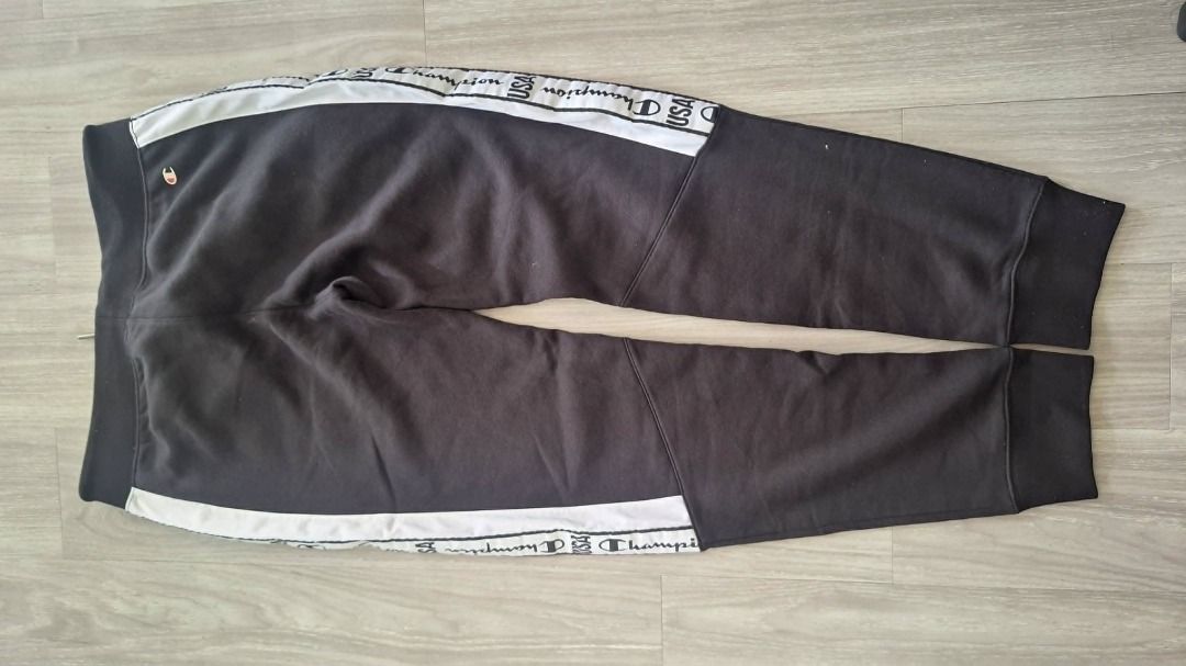 Champion USA Script Logo Pants (Category: Joggers) located in Caloocan City. Submitted by archive404 (Listing ID 1456828393, Image 3). Description: Champion USA Script Logo Pants W - adjustable L - 40.5 Large on Tag Condition: Excellent No Issue 🏷️ 450 + sf.