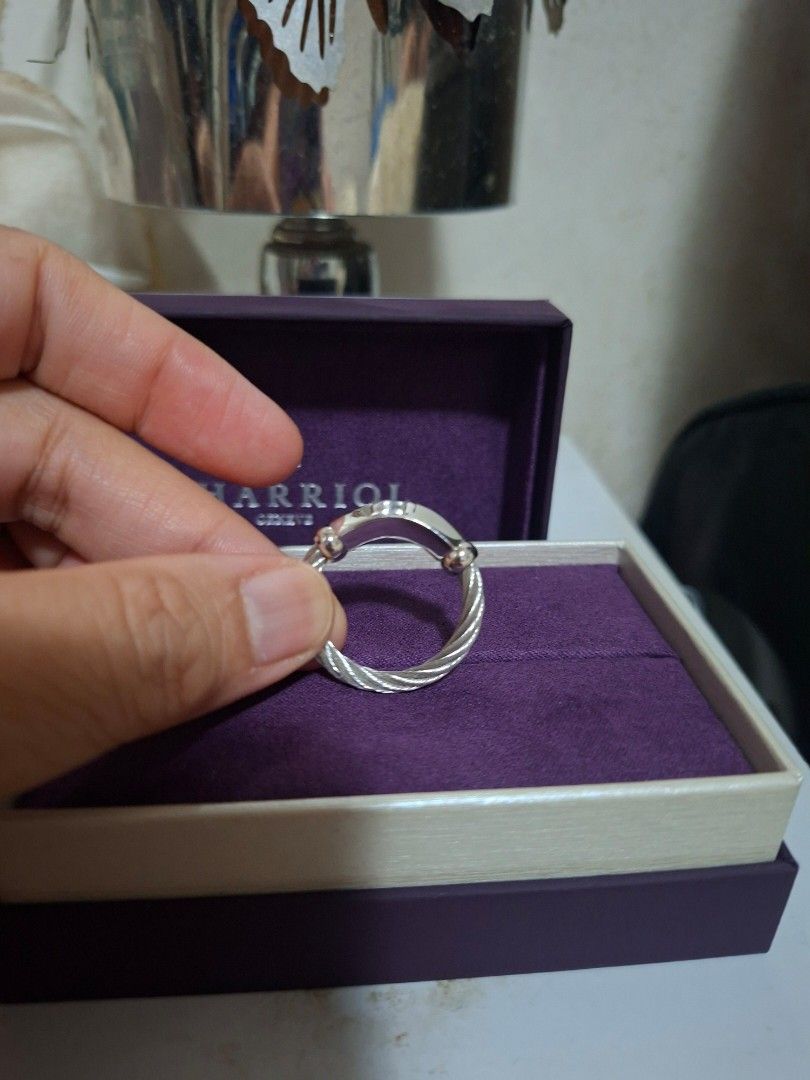 Charriol Cable Signature Better Half Ring Sterling Silver (Category: Rings) located in Manila. Submitted by yanakolekzione (Listing ID 1456907112, Image 2). Description: - Authentic Charriol ring - Sterling silver with iconic twisted cable design - Small bead details on the sides - Comes with original Charriol box RFS : nag slim ng konti sa weight kaya naging malaki sa akin ang ring.