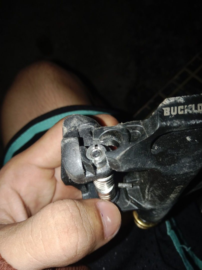 Cleats pedal (Category: Bicycles) located in Manila. Submitted by redimeerortecio (Listing ID 1456885348, Image 3). Description: drap price na Po yan kaylangan lang sa anak ko.
