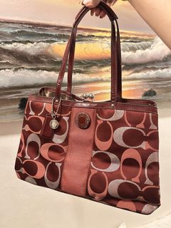 (Category: ) located in . Submitted by kawaiibags (Listing ID 1456827051, Image 1). Description: .