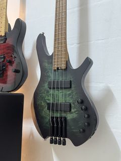 (Category: ) located in . Submitted by shhsnguitar (Listing ID 1452014105, Image 1). Description: .