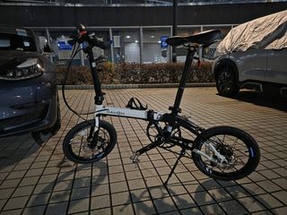 （分類：）位於 。 由 samchow5526 提交（商品編號 1456949417，圖片 1）。簡介： 。
