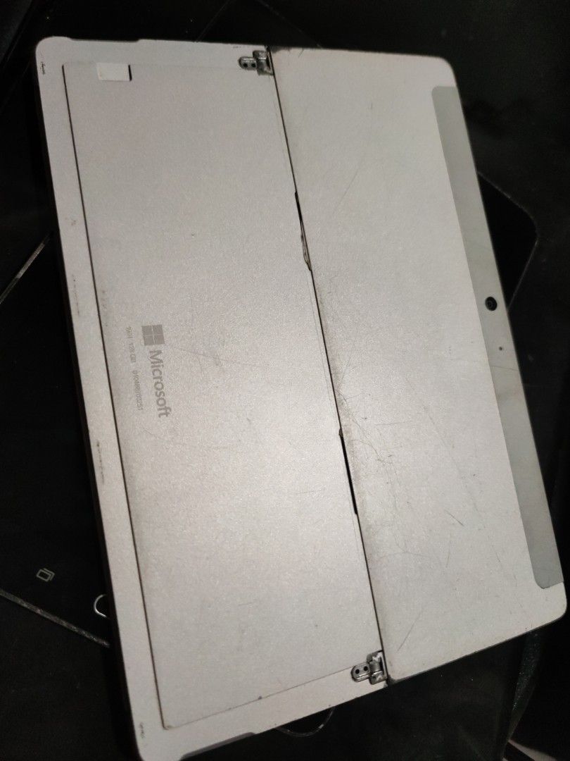 Take All Defective gadgets (Category: Other Gadgets) located in Paranaque City. Submitted by roxanne.vds (Listing ID 1456919195, Image 3). Description: Selling all my defective Gadgets 1 laptop (Dell) - with CD port 4 tablets ( Telepad, Samsung tab and 2 microsoft workbook) 1 xiaomi 9SE defective phone.