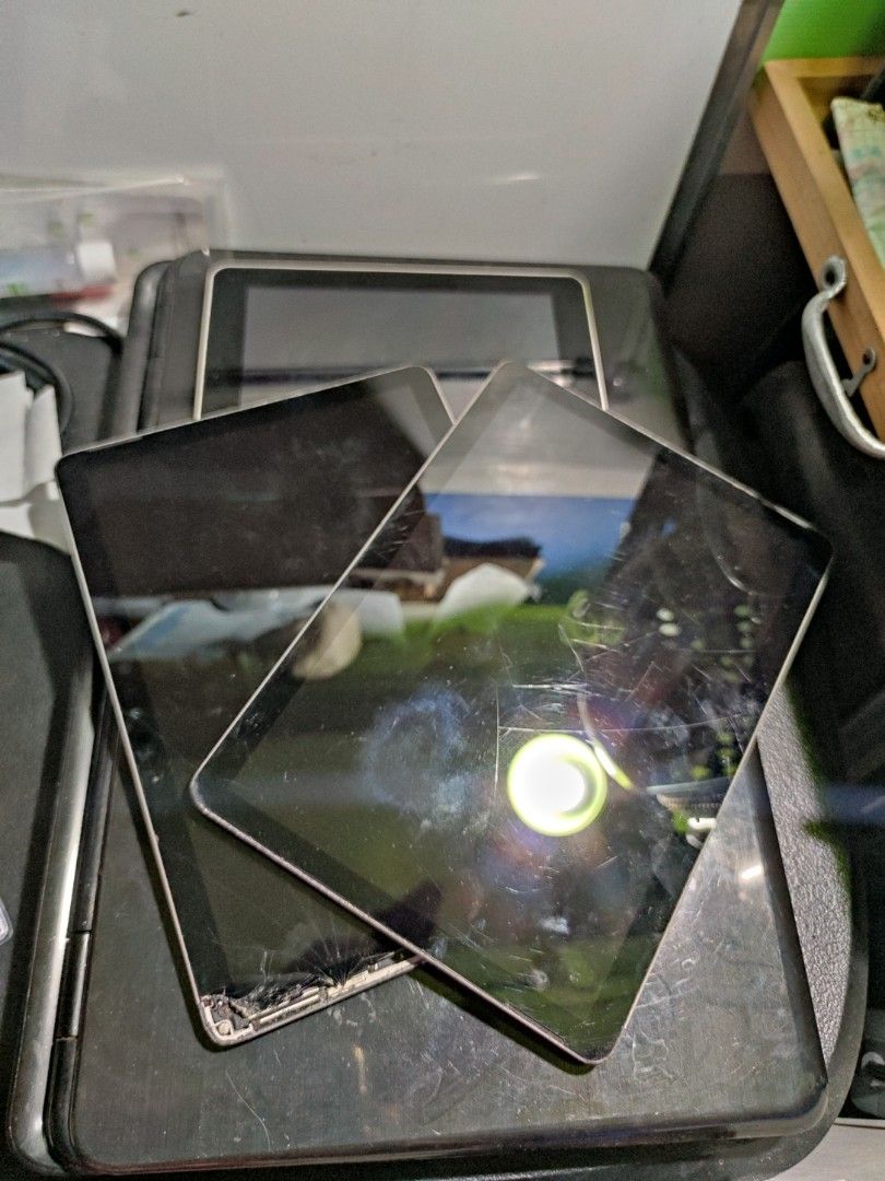 Take All Defective gadgets (Category: Other Gadgets) located in Paranaque City. Submitted by roxanne.vds (Listing ID 1456919195, Image 2). Description: Selling all my defective Gadgets 1 laptop (Dell) - with CD port 4 tablets ( Telepad, Samsung tab and 2 microsoft workbook) 1 xiaomi 9SE defective phone.