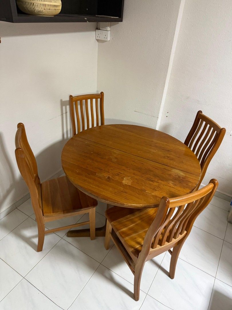 Dining Table Set (Category: Tables & Sets) located in Singapore. Submitted by sfelectronics (Listing ID 1456906426, Image 3). Description: - Well used Dining Table Set - Condition: Good - Includes 4 chairs RFS: Moving house hence selling Collection Date: 31st August 2026 Please arrange delivery for your own collection..