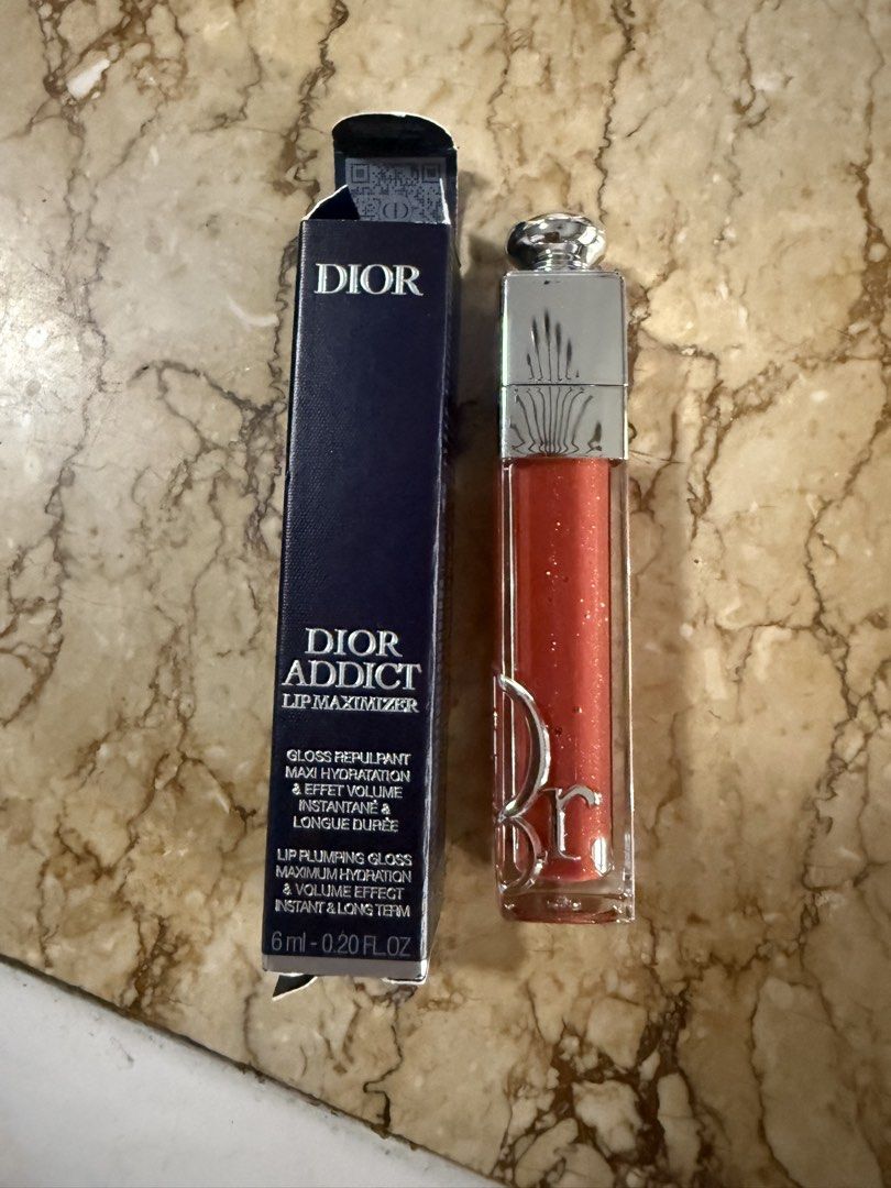 Dior Addict Lip Maximizer Gloss 024 Intense Brick (Category: Makeup) located in Angeles City. Submitted by migs_font29 (Listing ID 1456923531, Image 1). Description: - Dior Addict Lip Maximizer - Shade: 024 Intense Brick - Plumping gloss for maximum hydration - Instant and long-lasting volume effect - Beautiful brick red shade with shimmer - Comes with original packaging.