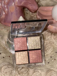 (Category: ) located in . Submitted by rhai_decluttering (Listing ID 1456895208, Image 1). Description: .