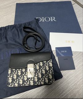 （分類：）位於 。 由 NPTAC 提交（商品編號 1456882404，圖片 1）。簡介： 。