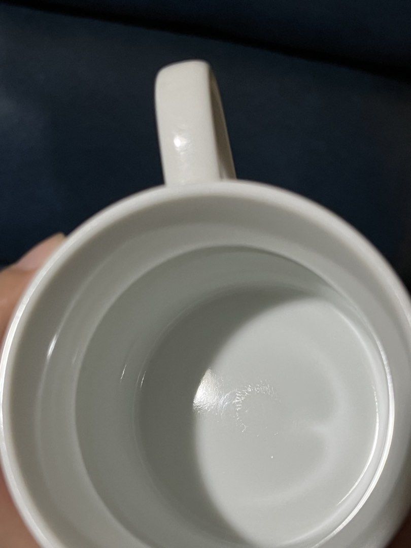 Disney Mickey and Minnie Sango Mug (Category: Coffee & Tea Tableware) located in Lucena. Submitted by aisanolshop (Listing ID 1456831897, Image 3). Description: .