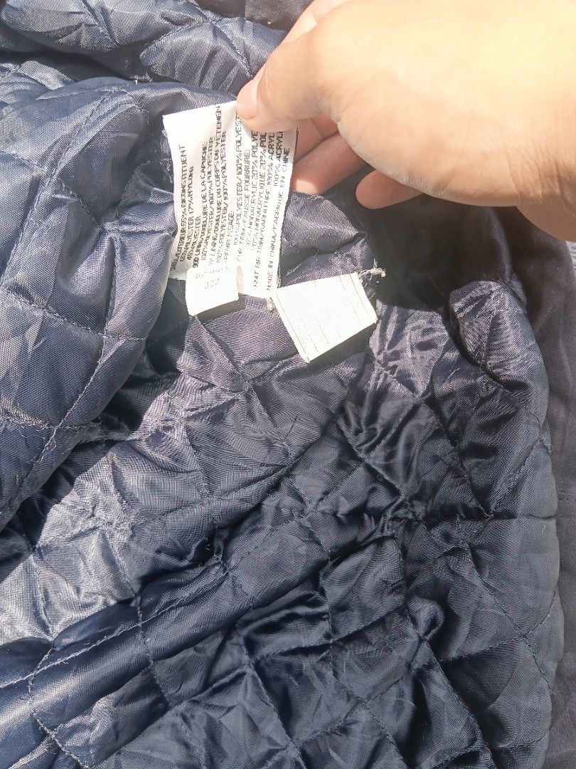 DKNY FURR WINTER JACKET (Category: Coats, Jackets and Outerwear) located in Manila. Submitted by rollitgarments (Listing ID 1456801526, Image 3). Description: SIZE LARGE ON TAG NO ISSUE VERY EXCELLENT CONDITION.