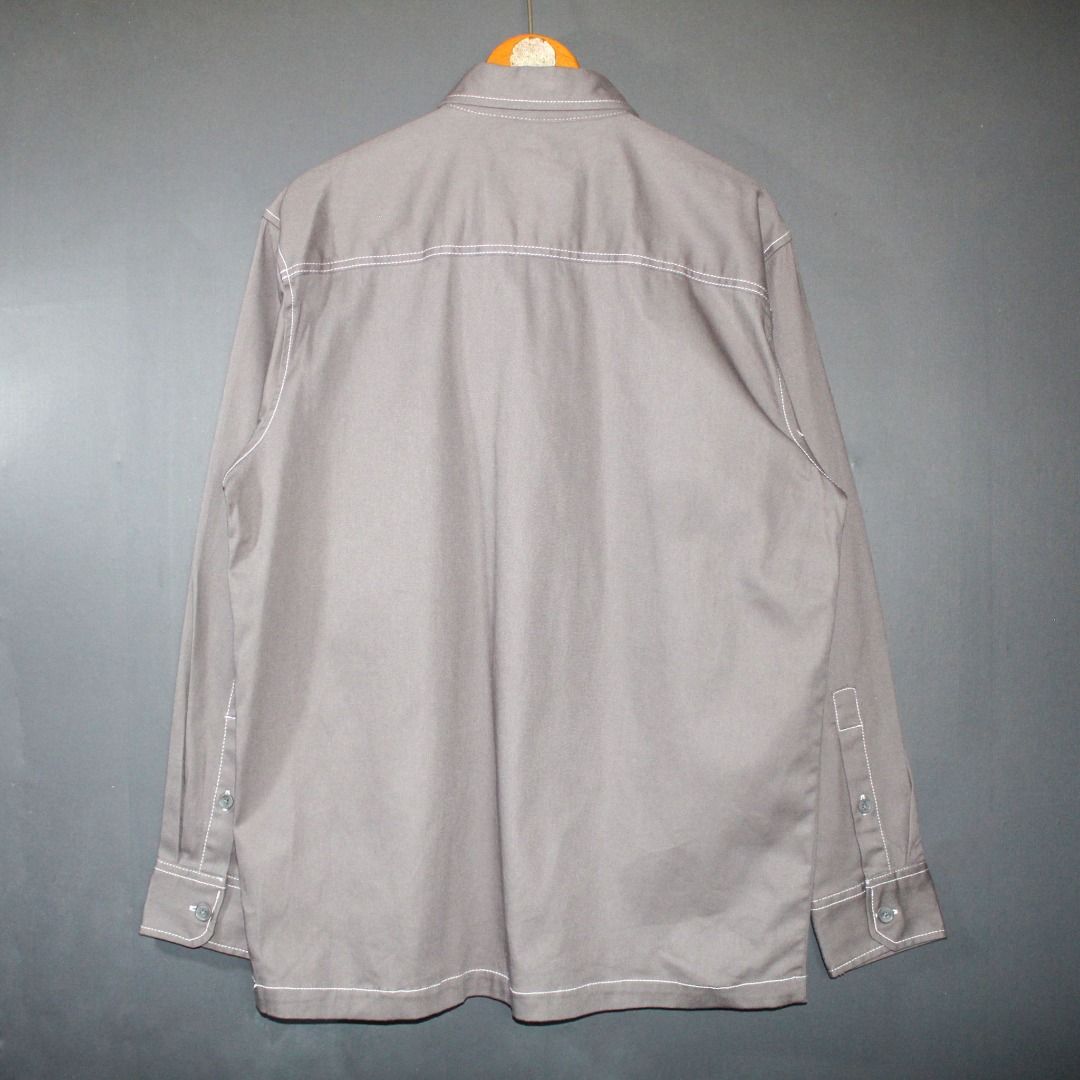 DR Essentials Contrast Stitch Utility Shirt Jacket Gray Men's Size Medium (Category: Formal Shirts) located in Butuan. Submitted by maluthrift (Listing ID 1456921241, Image 2). Description: Reason for Sale: Wrong Size for me. This is not thrifted item. This was bought from US DR Essentials Contrast Stitch Utility Shirt Jacket Gray Men's Size Medium Size on Tag: Medium (Fit to Large) - Width: 23” -Length: 30” -Sleeves: 25" Condition : Brand New Is