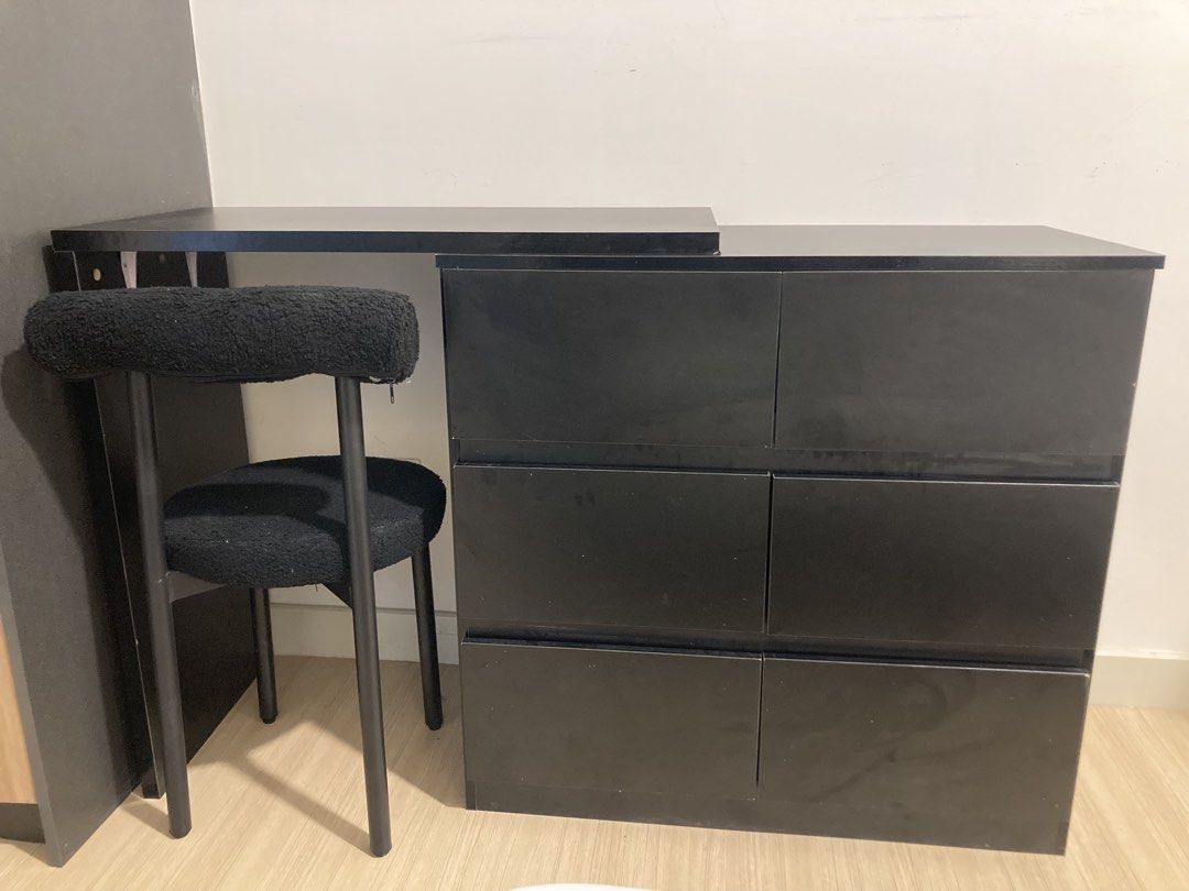 Dressing table set (Category: Tables & Sets) located in Kuala Lumpur. Submitted by satorugeto (Listing ID 1456953314, Image 3). Description: Dressing table with chest of drawer on the side. With chair.