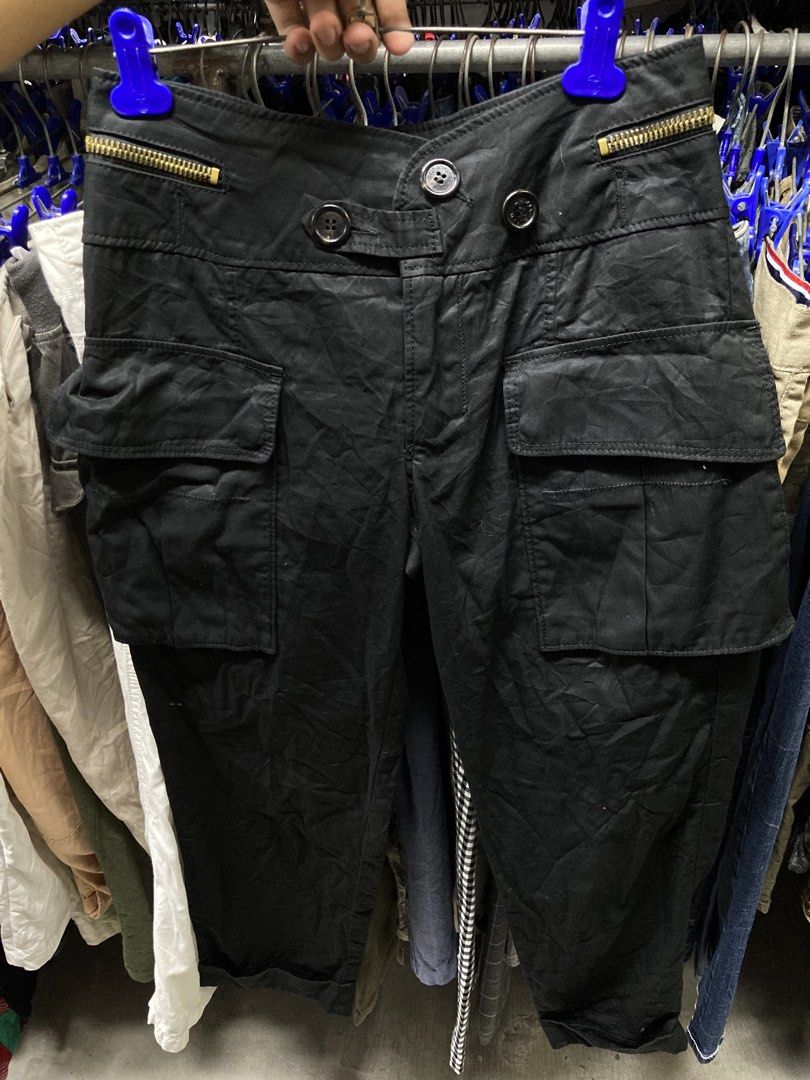 dsquared hookups cheapest in the market (Category: Shorts) located in Imus. Submitted by desturoy.6 (Listing ID 1456791464, Image 1). Description: hookups.