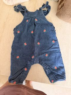 (Category: ) located in . Submitted by liahh265 (Listing ID 1456790940, Image 1). Description: .