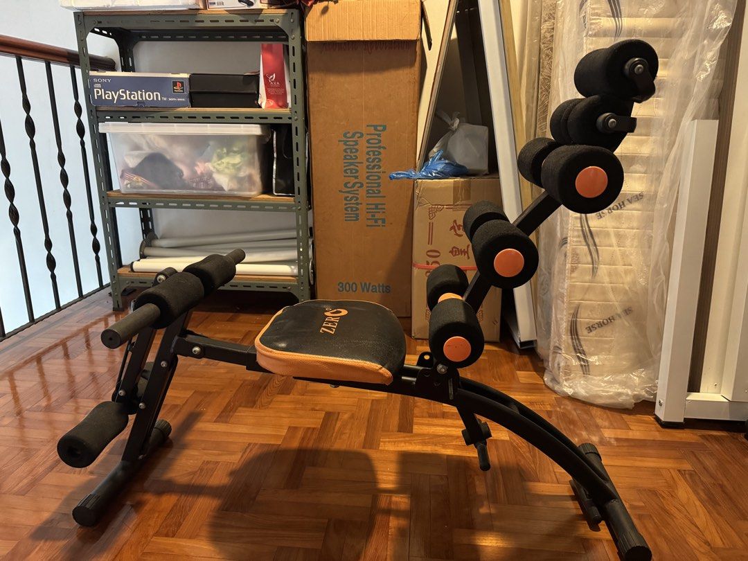 Exercise bench (Category: Cardio & Fitness Machines) located in Singapore. Submitted by ginodo (Listing ID 1456873898, Image 2). Description: Buy but used it for few times, keep it in the storage ..