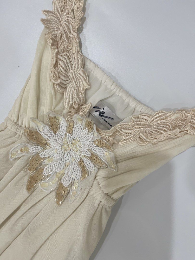 Fairy Coded White Angelique Top y2k vintage (Category: Others Tops) located in Tagum. Submitted by honnydew (Listing ID 1456937594, Image 2). Description: Like new in condition Xs.