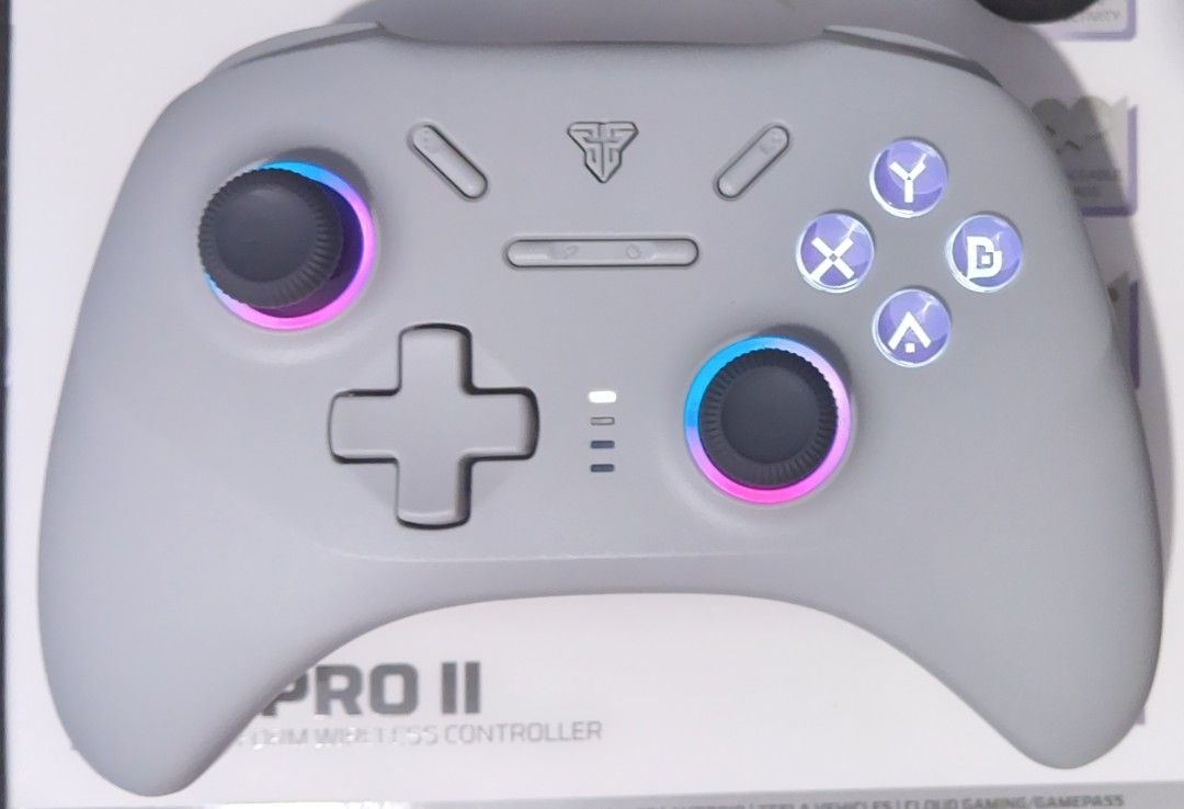 [Fantech] EOS Pro II Controller (Category: Other Accessories) located in Kuala Lumpur. Submitted by mikoto_corie (Listing ID 1456954398, Image 3). Description: Reason for selling- I rarely used it, been keeping it for a while now In the box. Its a great controller and can be used in any platform shown in box....even your Tesla if you have one. Condition: Still good and kept in the box, there is a sign of it being used obviously. But still look ni