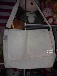 (Kategori: ) berada di . Dikirim oleh jojoland_ (ID iklan 1456705857, Gambar 1). Deskripsi: .