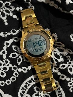 (Category: ) located in . Submitted by dijeywatchstore (Listing ID 1456939936, Image 1). Description: .