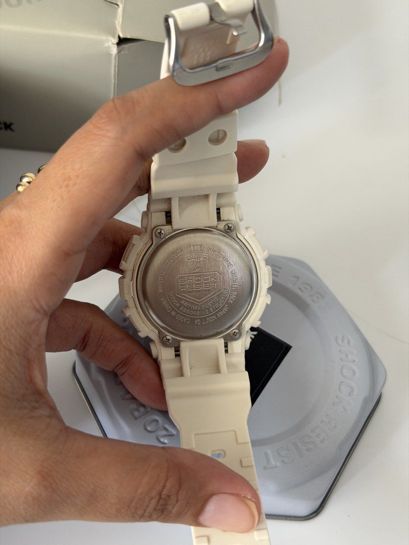 G-Shock White Rose Gold Analog Digital Watch (Category: Women's Watches) located in Davao. Submitted by stellietas (Listing ID 1456817520, Image 3). Description: ✨Condition: excellent condition, unused. ✨With box and tin can ✨Japan preloved ✨First to pay gets it. ✨💯 % original or money back 📍Davao City | Shipping nationwide via J&T DM to order or comment “MINE”🤍 #gshockprelovedph #japanprelovedwatchph #BrandedPreloved #DavaoSeller #budolfindsp