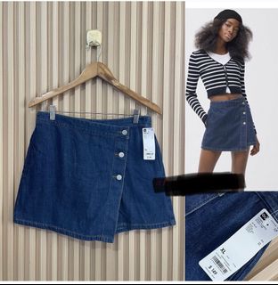 (Category: ) located in . Submitted by closet_jz (Listing ID 1456941937, Image 1). Description: .