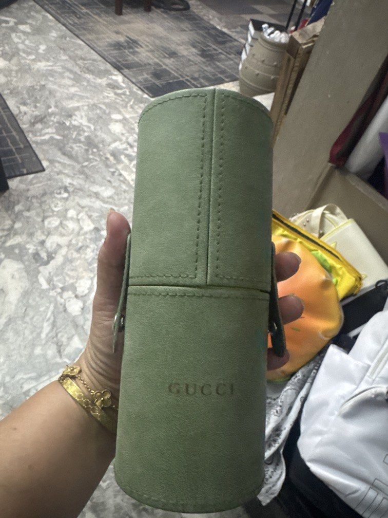 GUCCI Makeup Brush Set with Case (Category: Makeup) located in Angeles City. Submitted by migs_font29 (Listing ID 1456925804, Image 2). Description: - Genuine GUCCI makeup brush set - Includes a stylish green leather case - Brushes feature authentic GUCCI branding on handles - Ideal for flawless makeup application - Case doubles as a convenient brush holder - A touch of luxury for your beauty collection.