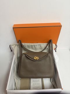（分類：）位於 。 由 luxurybag_station 提交（商品編號 1456910611，圖片 1）。簡介： 。