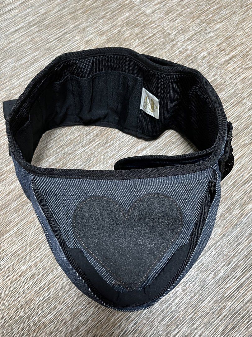 Hipseat alone (Category: Carriers & Slings) located in Quezon City. Submitted by lucky88bynms (Listing ID 1456803615, Image 1). Description: .