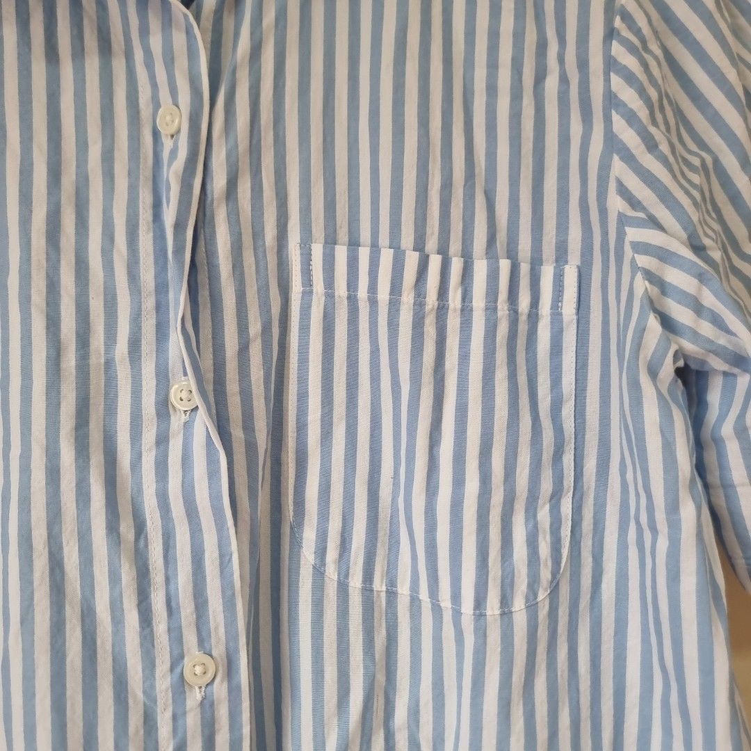 H&M Blue & White Striped Cotton XS Shirt (Category: Shirts) located in Pasig City. Submitted by lesmitch (Listing ID 1456835639, Image 2). Description: ▪︎ L: 28 inc. | W: 20.5 inc. ~ Check all photos for the item's actual condition and measurements ~ Payment is via gcash, pay maya or bdo ~ Shipping is via lalamove, grab, j&t or you can book your own preferred courier ~ There could be a slight difference in color due to lighting conditions. Please