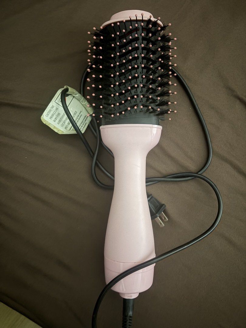 HODEKT BLOWER BRUSH (Category: Hair) located in Valenzuela. Submitted by sushinuggets9 (Listing ID 1456916509, Image 2). Description: NO ISSUE. LP POSTED RUSHHH.