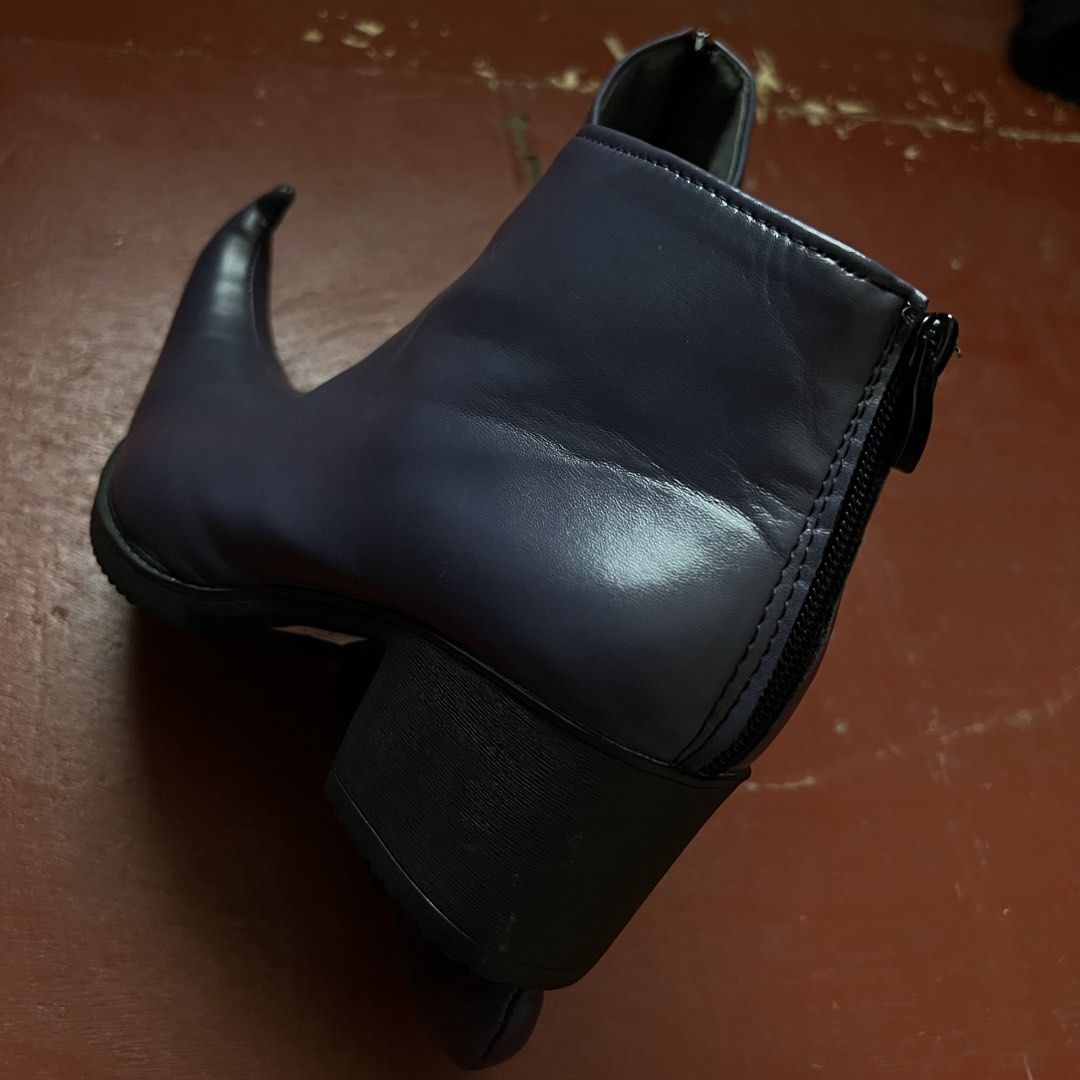 Hunter Hunter : HISOKA boots (Category: Boots) located in Lucena. Submitted by netnyahyo (Listing ID 1456855562, Image 3). Description: size 40 unisex.