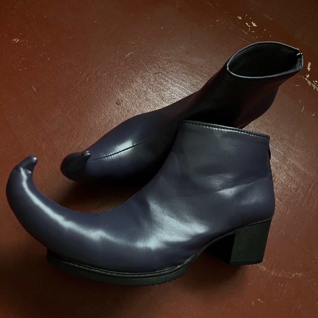 Hunter Hunter : HISOKA boots (Category: Boots) located in Lucena. Submitted by netnyahyo (Listing ID 1456855562, Image 2). Description: size 40 unisex.