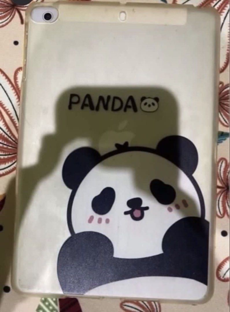 IPAD mini color silver (Category: iPad) located in Manila. Submitted by itzyshin (Listing ID 1456879759, Image 2). Description: Selling unit and case Pang nood at pang laro32gb.