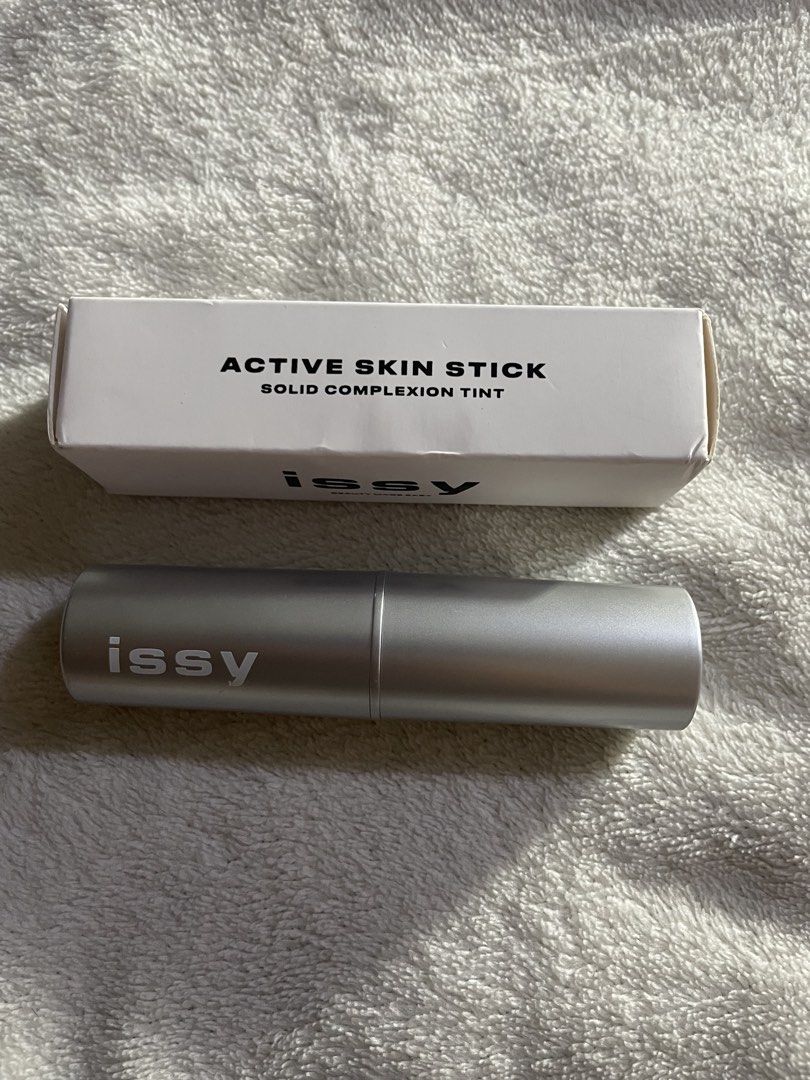 Issy Active Skin Stick Solid Complexion Tint (Category: Makeup) located in Bulacan. Submitted by keytxcx (Listing ID 1456872044, Image 1). Description: Issy Active Skin Stick Complexion Tint - Like New! - Shade: Honey (Medium Tan Neutral) - Solid complexion tint for a natural matte finish - Blends easily for a quick, polished look - Lazy-proof and convenient for on-the-go application - Achieve a smooth skin effect effortlessly - Only used once! -