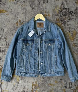 (Kategori: ) berada di . Dikirim oleh chopperthrift (ID iklan 1456941623, Gambar 1). Deskripsi: .