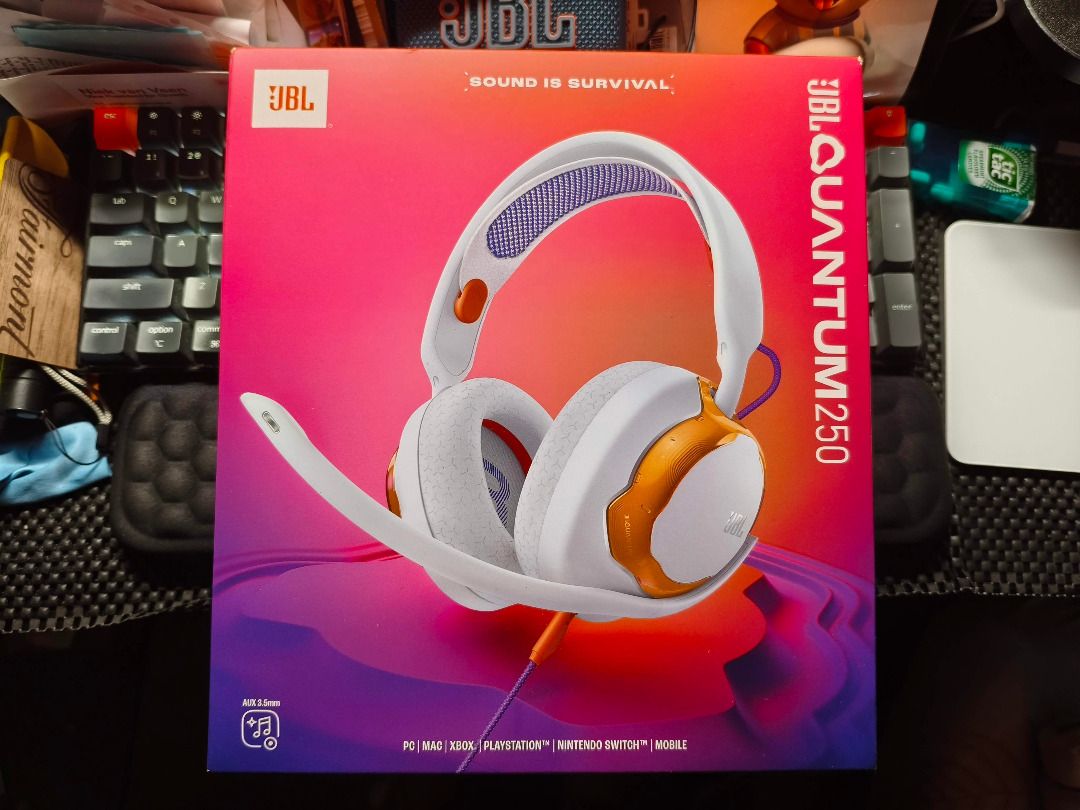 JBL Quantum 250 Gaming Headset (Category: Headphones & Headsets) located in Makati City. Submitted by bobreyes88 (Listing ID 1456945593, Image 1). Description: Level up your gaming setup with the JBL Quantum 250 in White. Perfect for gaming, online meetings, streaming, or everyday entertainment. ✅ Brand new and factory sealed ✅ White color ✅ 50mm dynamic drivers ✅ JBL Quantum Spatial Sound ✅ Detachable 6mm cardioid boom microphone ✅ 3.5mm wired c