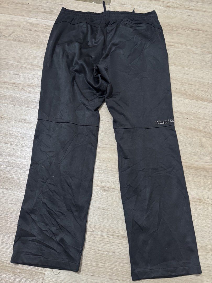 KAPPA TRACKPANTS (Category: Activewear) located in Kota Bharu. Submitted by shahriman_77store (Listing ID 1456809123, Image 3). Description: Condition :8/10 Saiz :XL Pit (inci):35-42 Labuh(inci) :41 🚨bundle / preloved 🧽item belum basuh ✅postage dfod ✅smnjung + rm8 ✅sabah/sarawak + rm16 ✅harga boleh nego ✅make offer(serious buyer) ✅combo harga lebih murah🔥 🚚[J&T]~pos setiap hari(kecuali jumaat) 📱wazap terus kalau berminat atau sy tak reply 📞