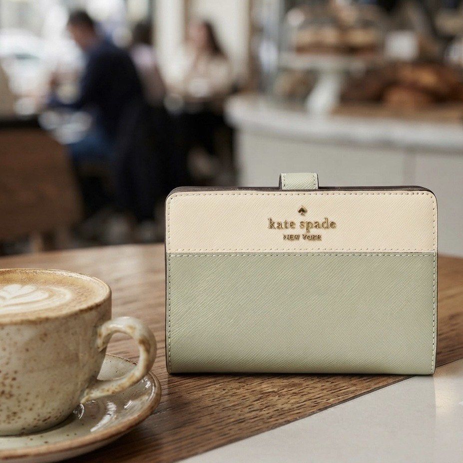 Kate Spade Leather Two Tone Bifold Wallet - Madison (Category: Wallets & Card holders) located in Quezon City. Submitted by mnl.drops (Listing ID 1421895516, Image 2). Description: ✨ Keep your essentials neatly organized in style! ✨ Looking for a compact wallet that packs a major organizational punch? This chic accessory holds all your cards, cash, and coins while keeping your look effortlessly polished. 📋 Product Details: Color: Sage Material: 