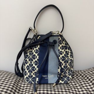 （分類：）位於 。 由 urorayk 提交（商品編號 1456922536，圖片 1）。簡介： 。